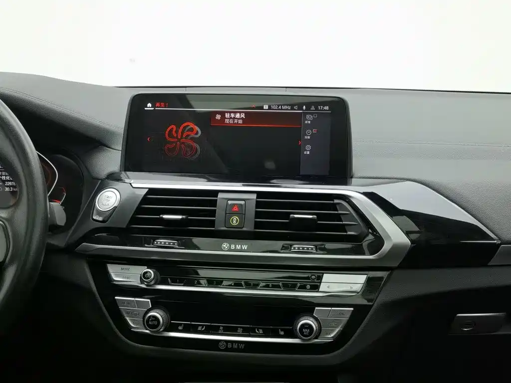 BMW X3 2019 — фото 12