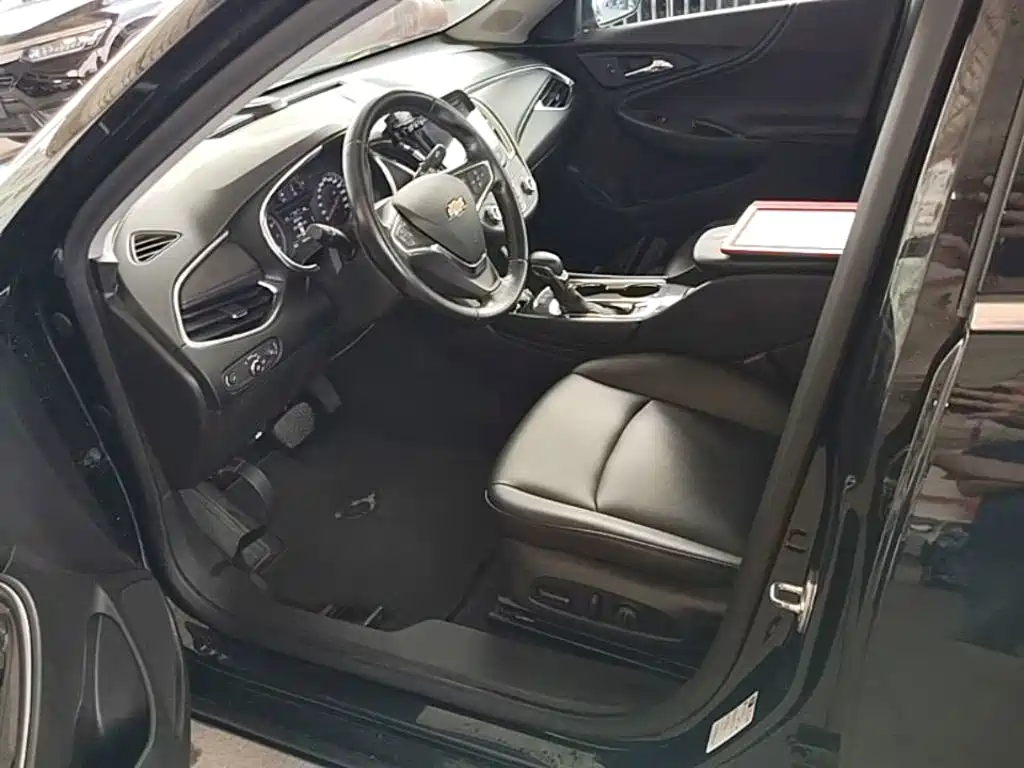 Chevrolet Malibu XL 2021 — фото 15
