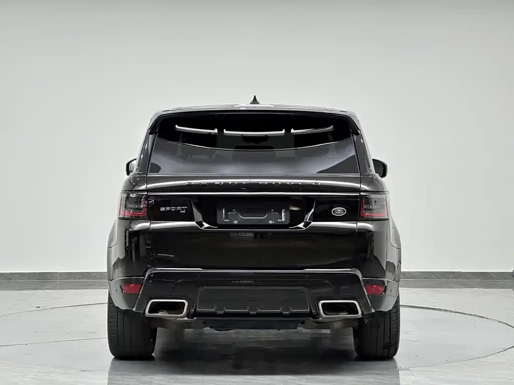 Land Rover Sport 2023 — фото 7