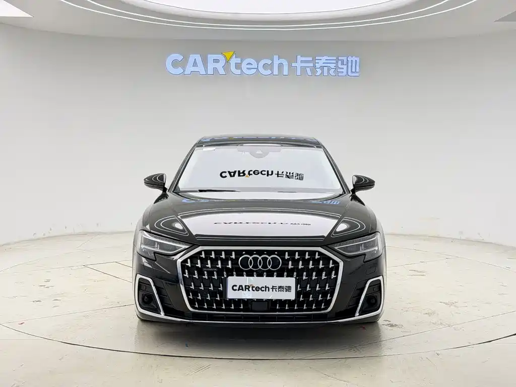 Audi A8 2024