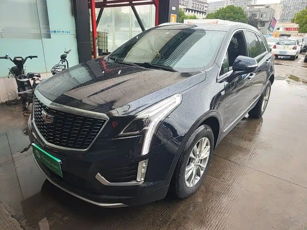 Cadillac XT5 2021 — фото 2