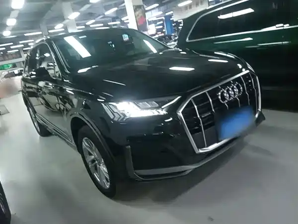 Audi Q7 2024