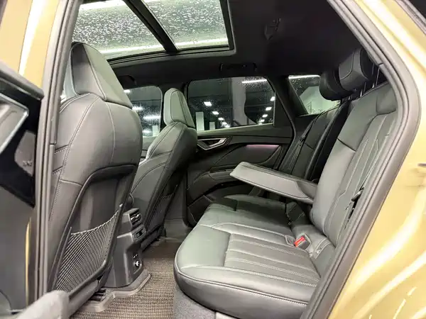 Audi Q4 2024