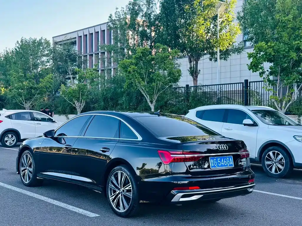 Audi A6L 2020