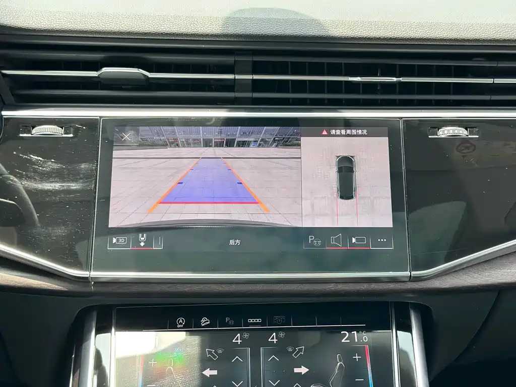 Audi Q8 2021 — фото 15