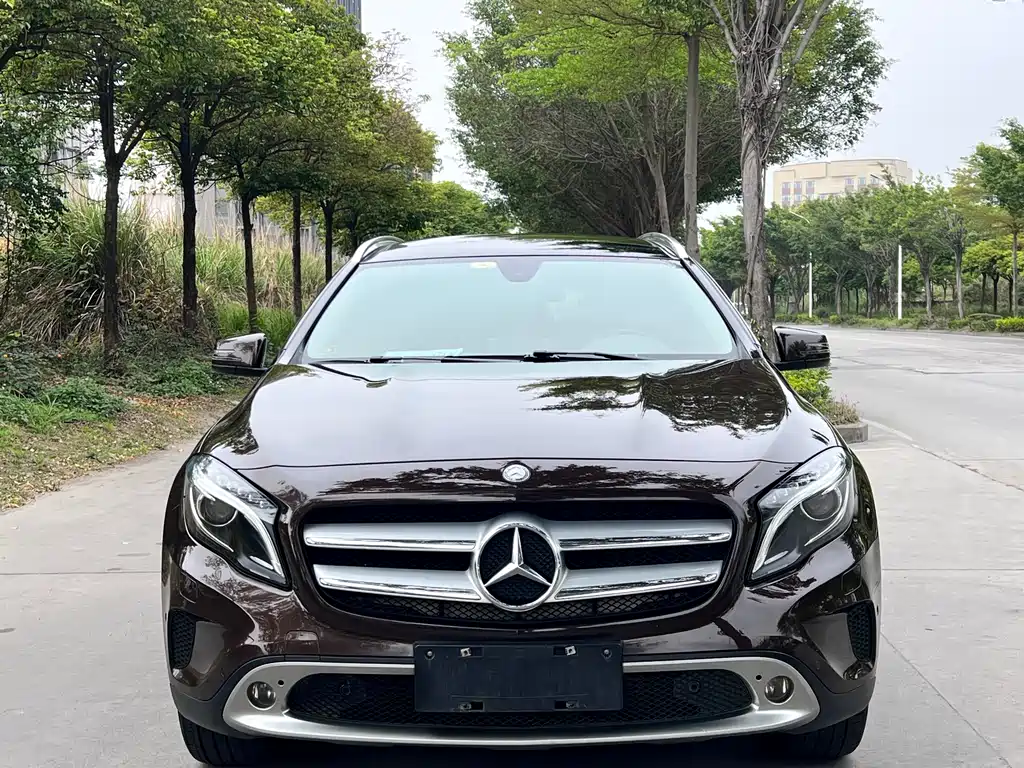 Mercedes-Benz GLA 2016