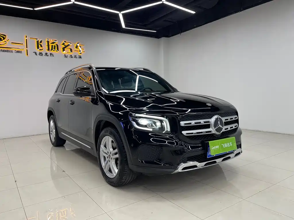 Mercedes-Benz GLB 2023 — фото 3