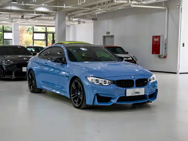 BMW M4 2014