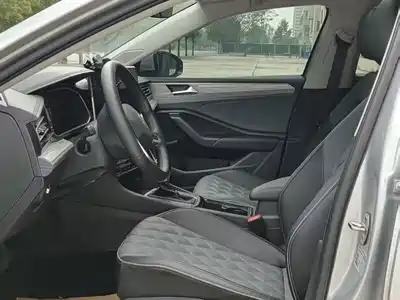 Volkswagen Sagitar 2023