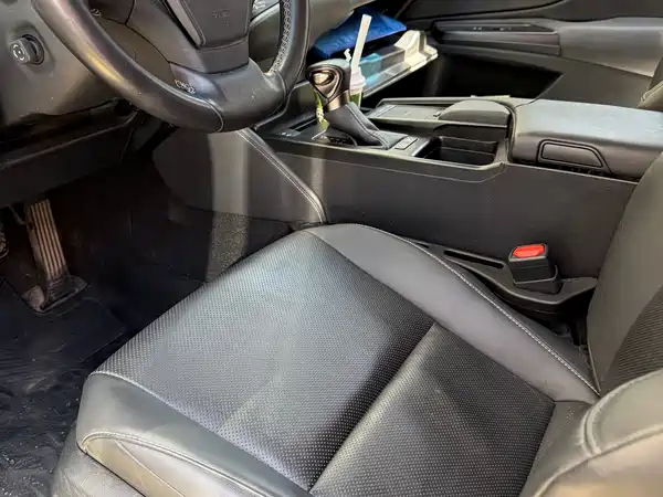 Lexus ES 2021