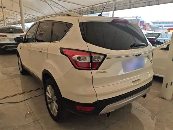 Ford Kuga 2017