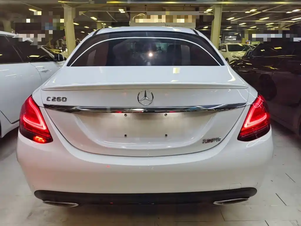Mercedes-Benz C-Class 2020