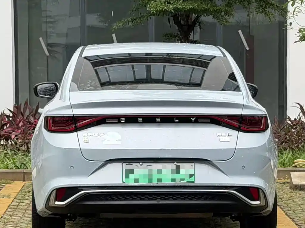 Geely Emgrand L Hip 2023 — фото 8