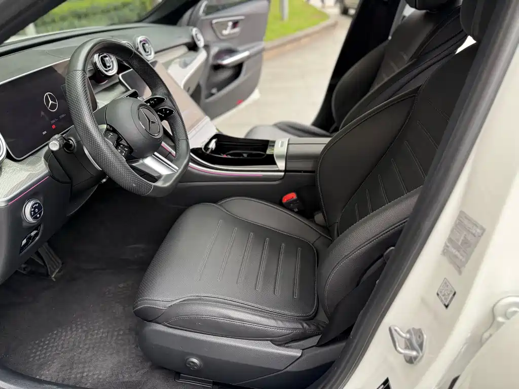 Mercedes-Benz C-Class 2023