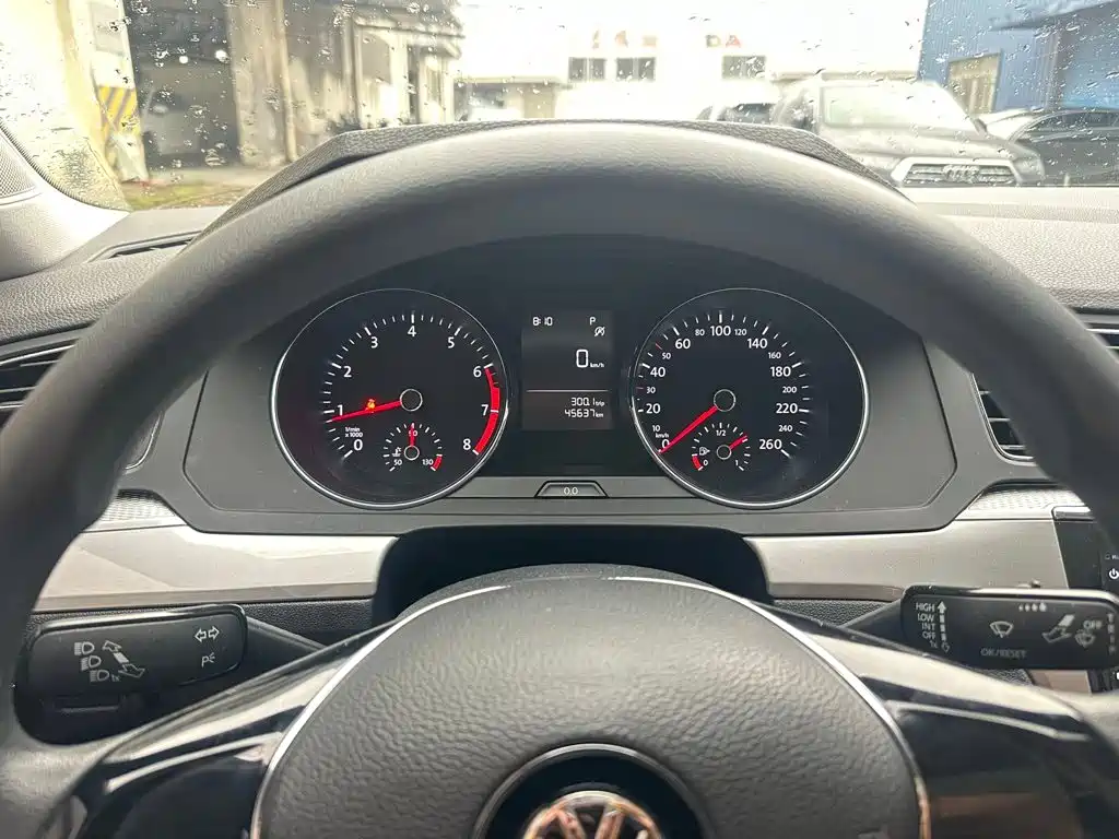 Volkswagen Lamando 2018 — фото 14