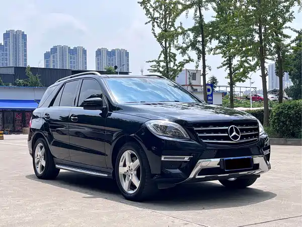 Mercedes-Benz M-Class 2014