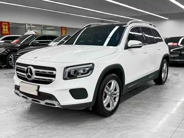 Mercedes-Benz GLB 2023
