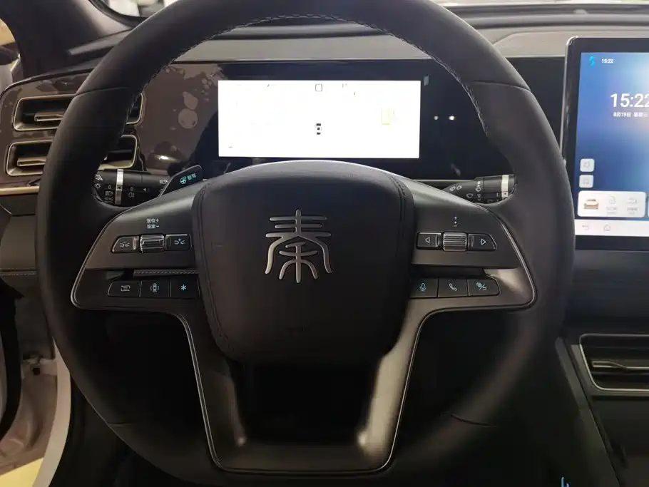 BYD Qin L 2025 — фото 15