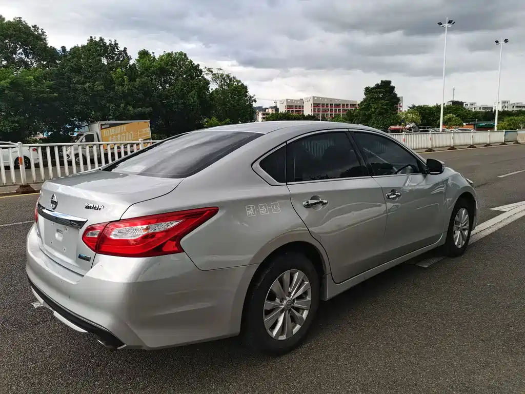 Nissan Teana 2017 — фото 11