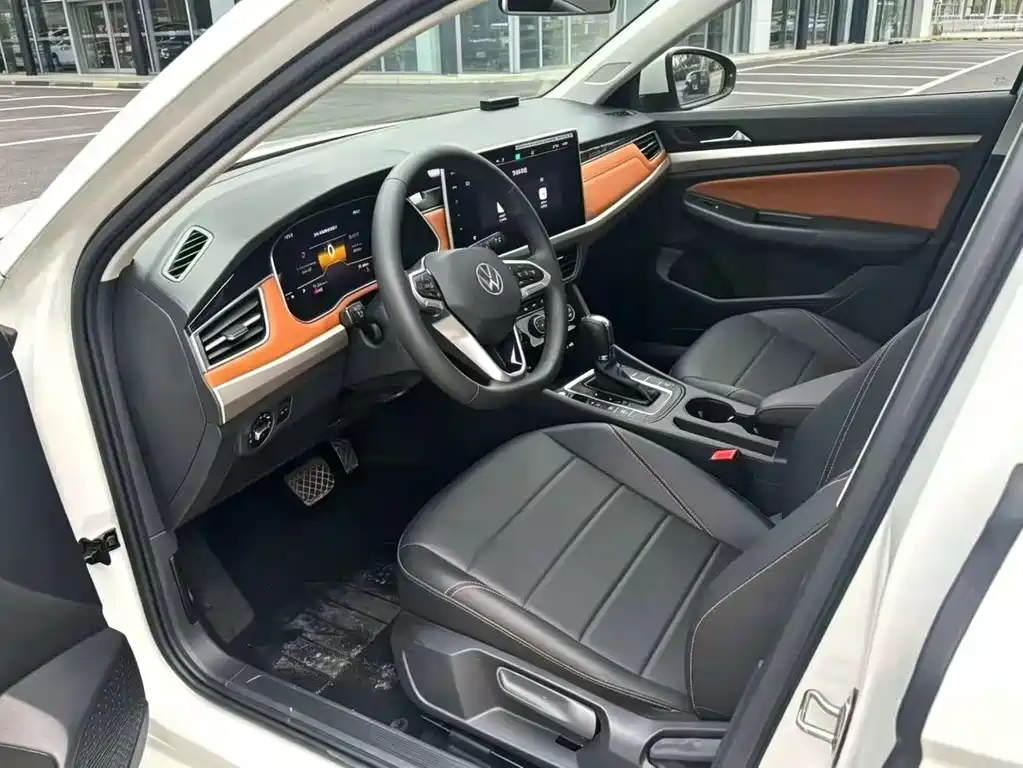 Volkswagen Bora 2022