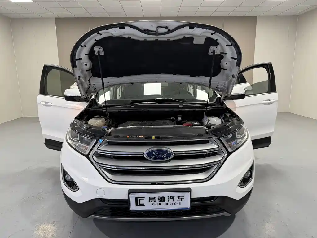 Ford Edge 2018 — фото 15