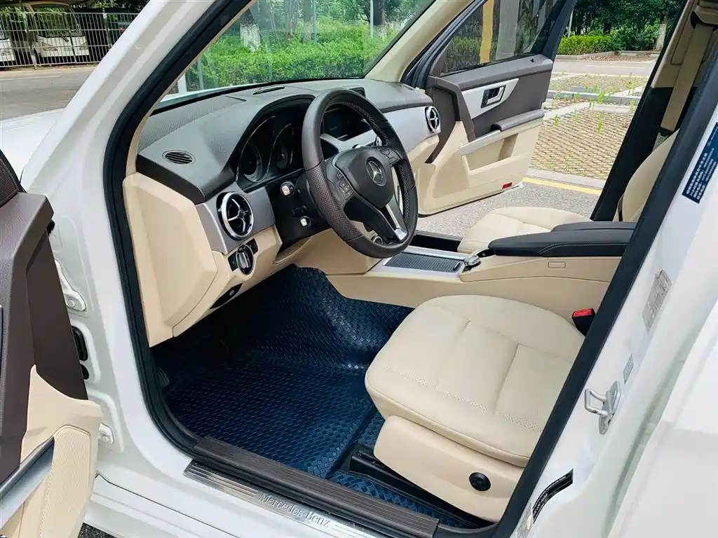 Mercedes-Benz GLK-Class 2014
