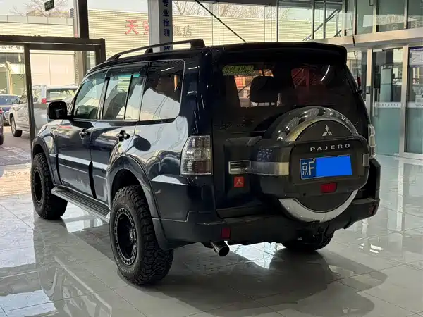 Mitsubishi Pajero 2019
