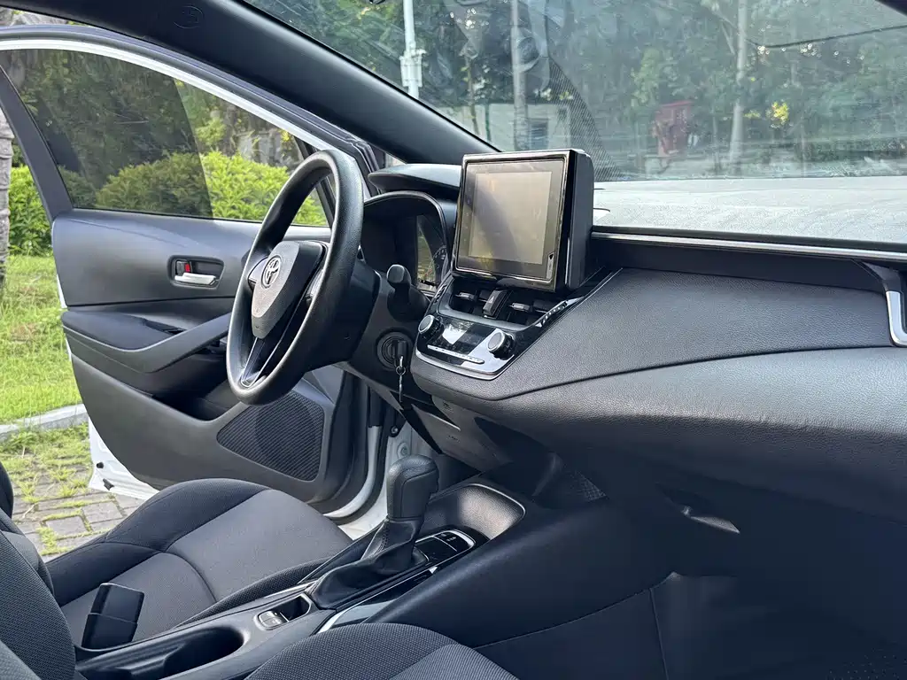 Toyota Levin 2022 — фото 17