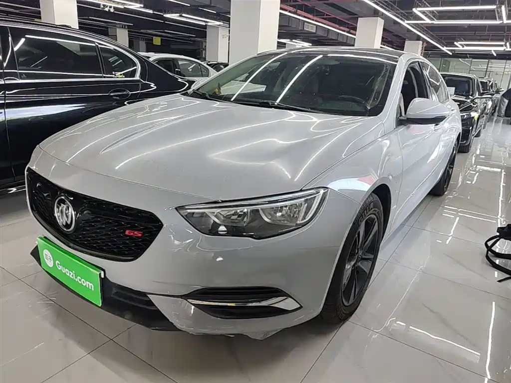 Buick Regal 2019 — фото 1