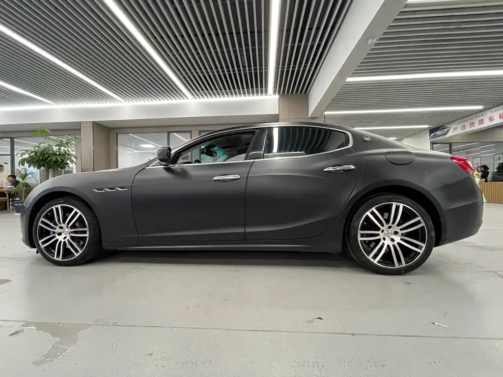 Maserati Ghibli 2015 — фото 10