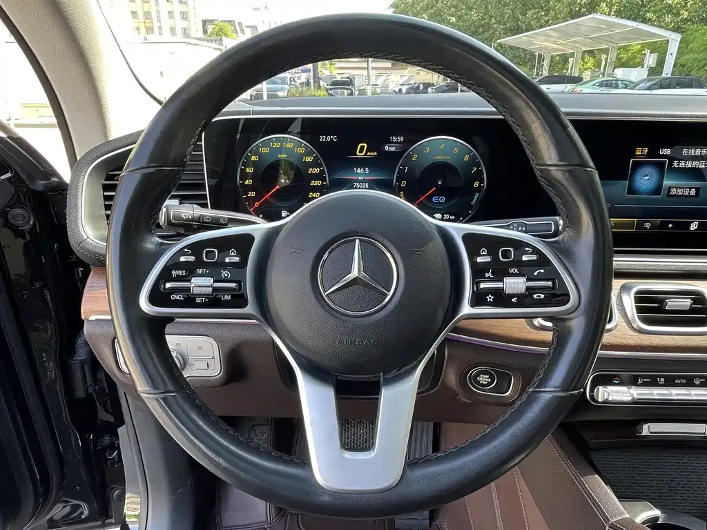 Mercedes-Benz GLE New Energy 2021 — фото 6