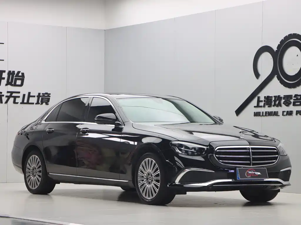 Mercedes-Benz E-Class 2023