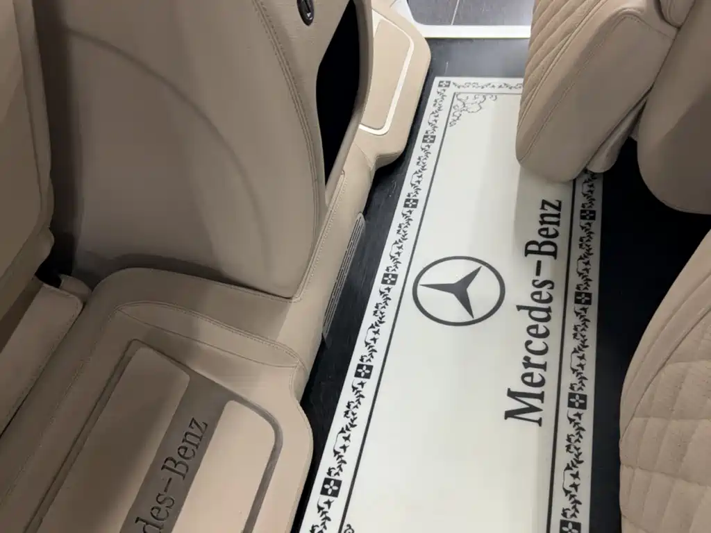 Mercedes-Benz Vito 2021 — фото 19