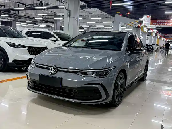 Volkswagen Golf 2022
