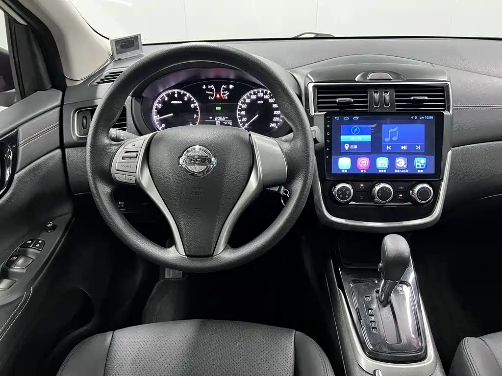 Nissan Tiida 2017 — фото 12