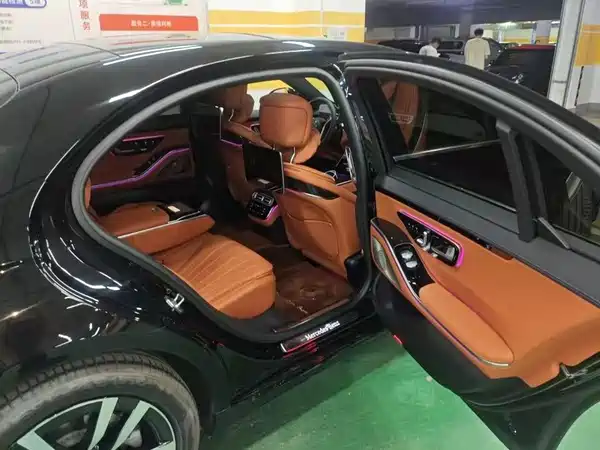 Mercedes-Benz S-Class 2025