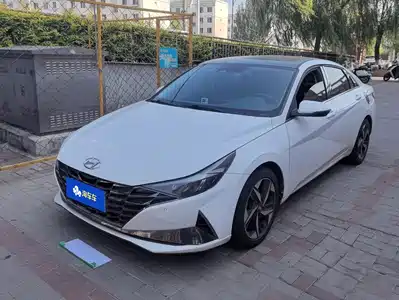 Hyundai Elantra 2021