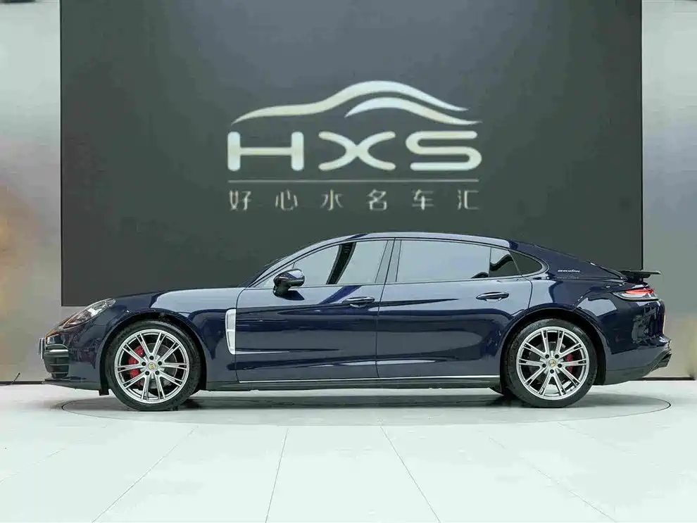 Porsche Panamera 2024