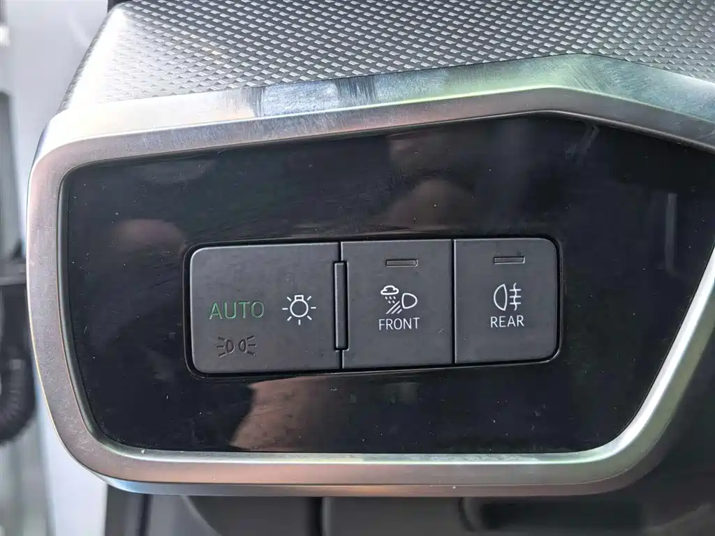 Audi A7L 2023 — фото 13