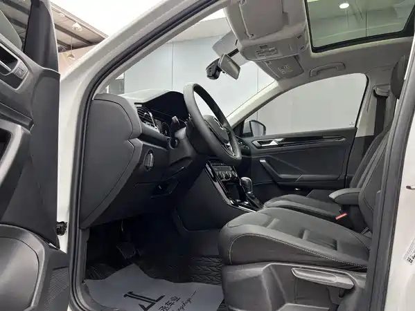 Volkswagen T-Roc 2022