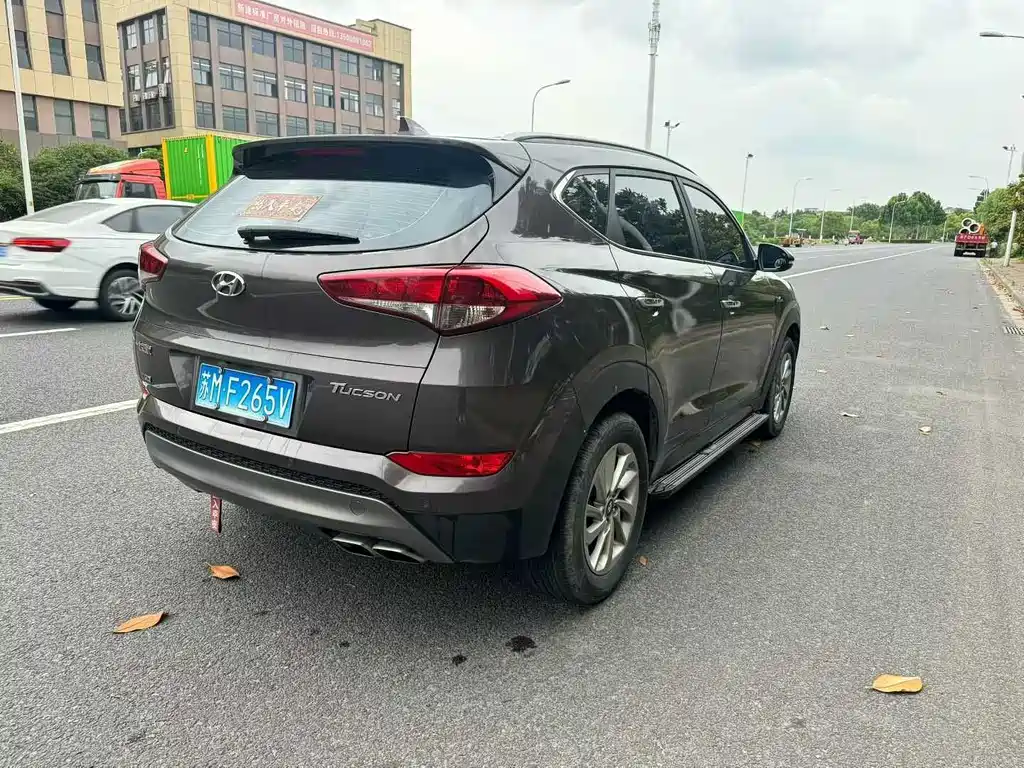 Hyundai Tucson 2016 — фото 9