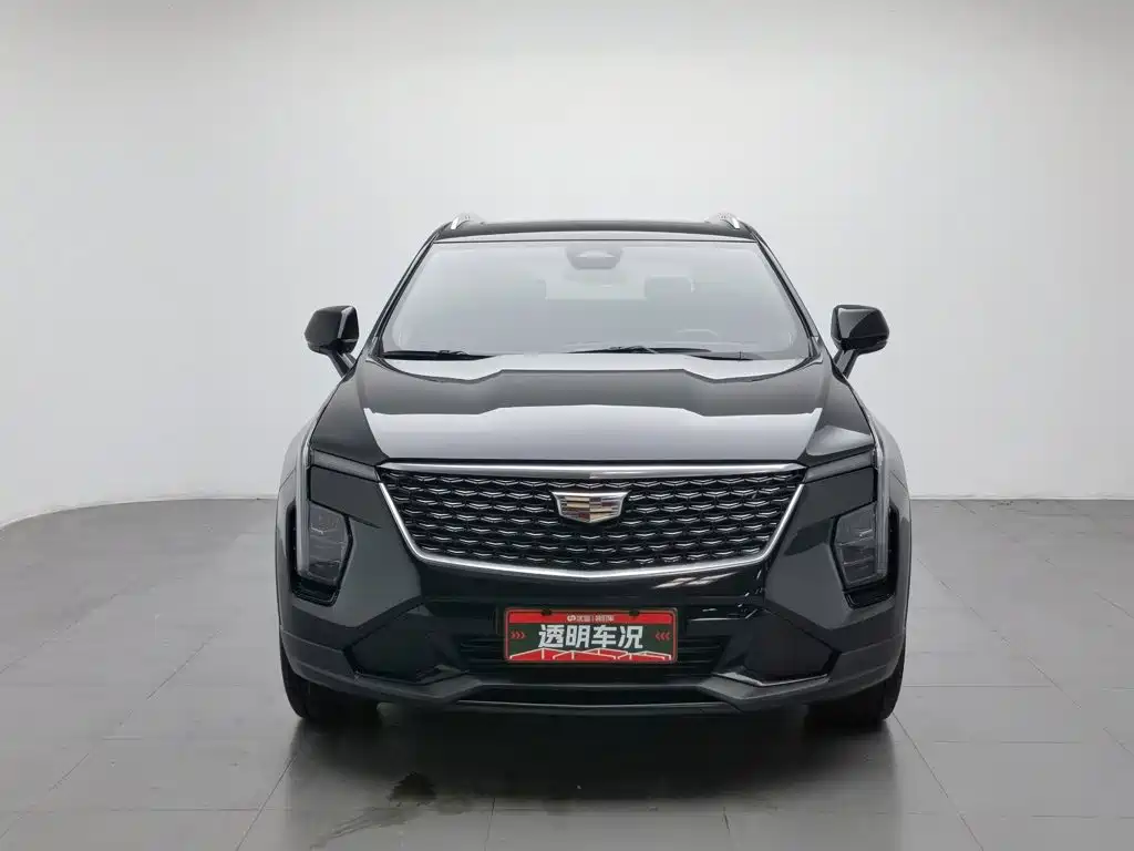 Cadillac XT4 2023 — фото 3