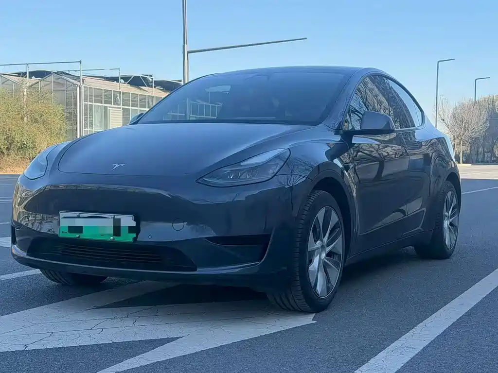 Tesla Model Y 2022 — фото 3