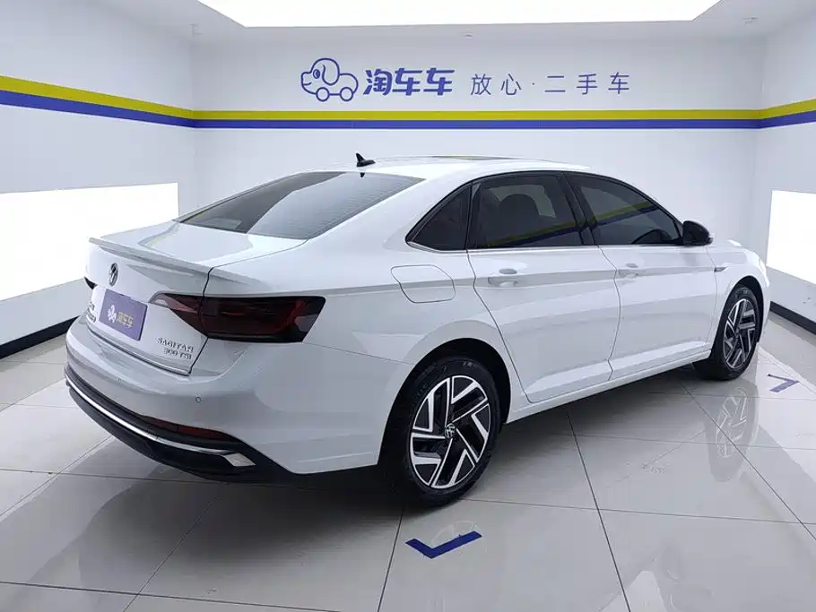 Volkswagen Sagitar 2024