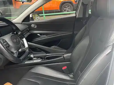 Hyundai Elantra 2020
