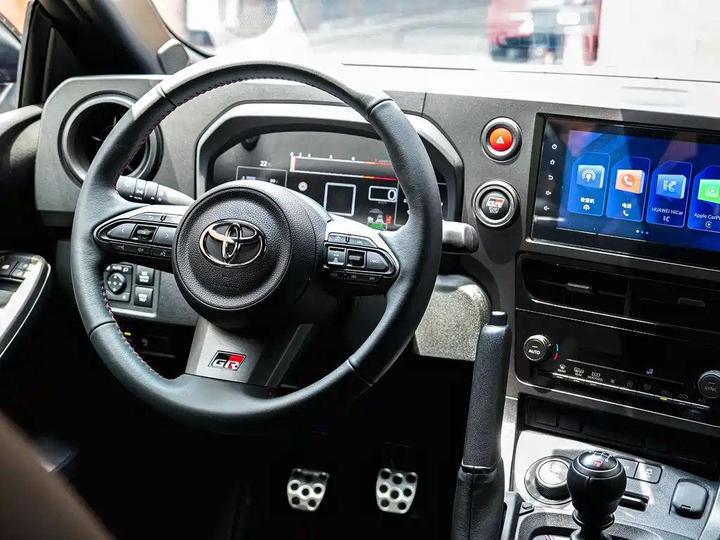 Toyota GR YARIS 2026 — фото 15