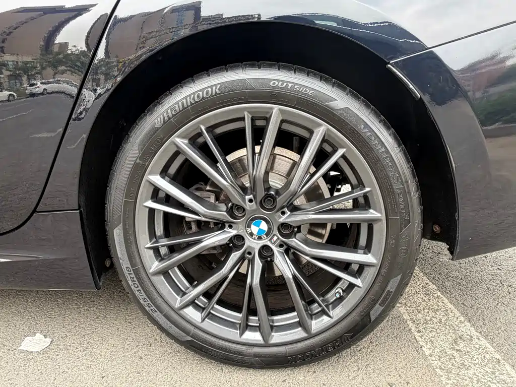 BMW 3 Series 2022 — фото 14