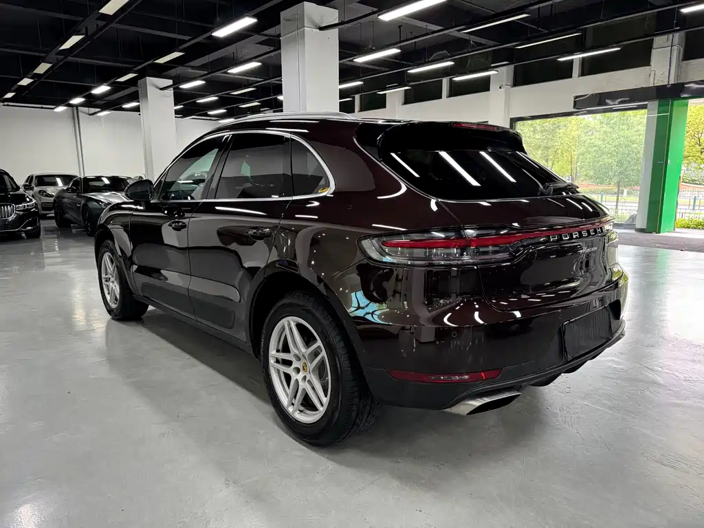 Porsche Macan 2019 — фото 8