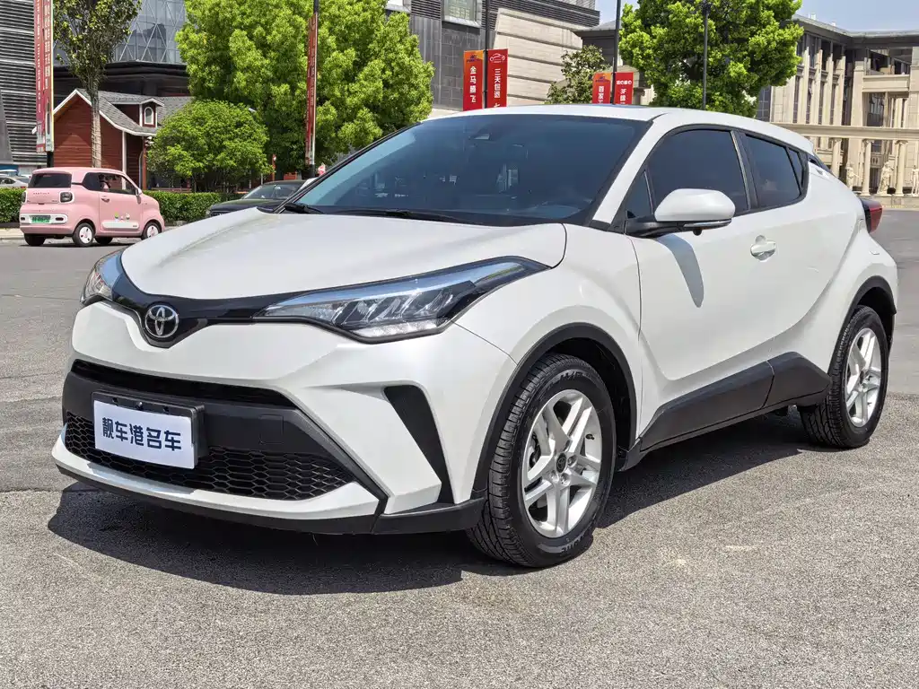 Toyota C-HR 2023
