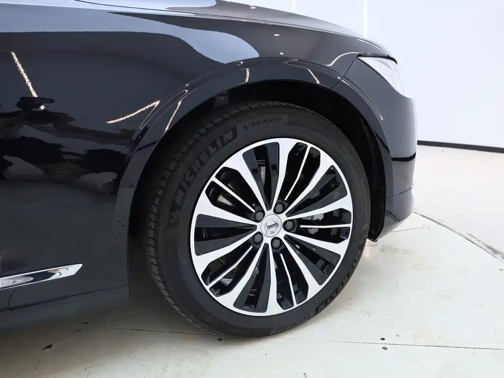 Volvo S90 2025 — фото 26